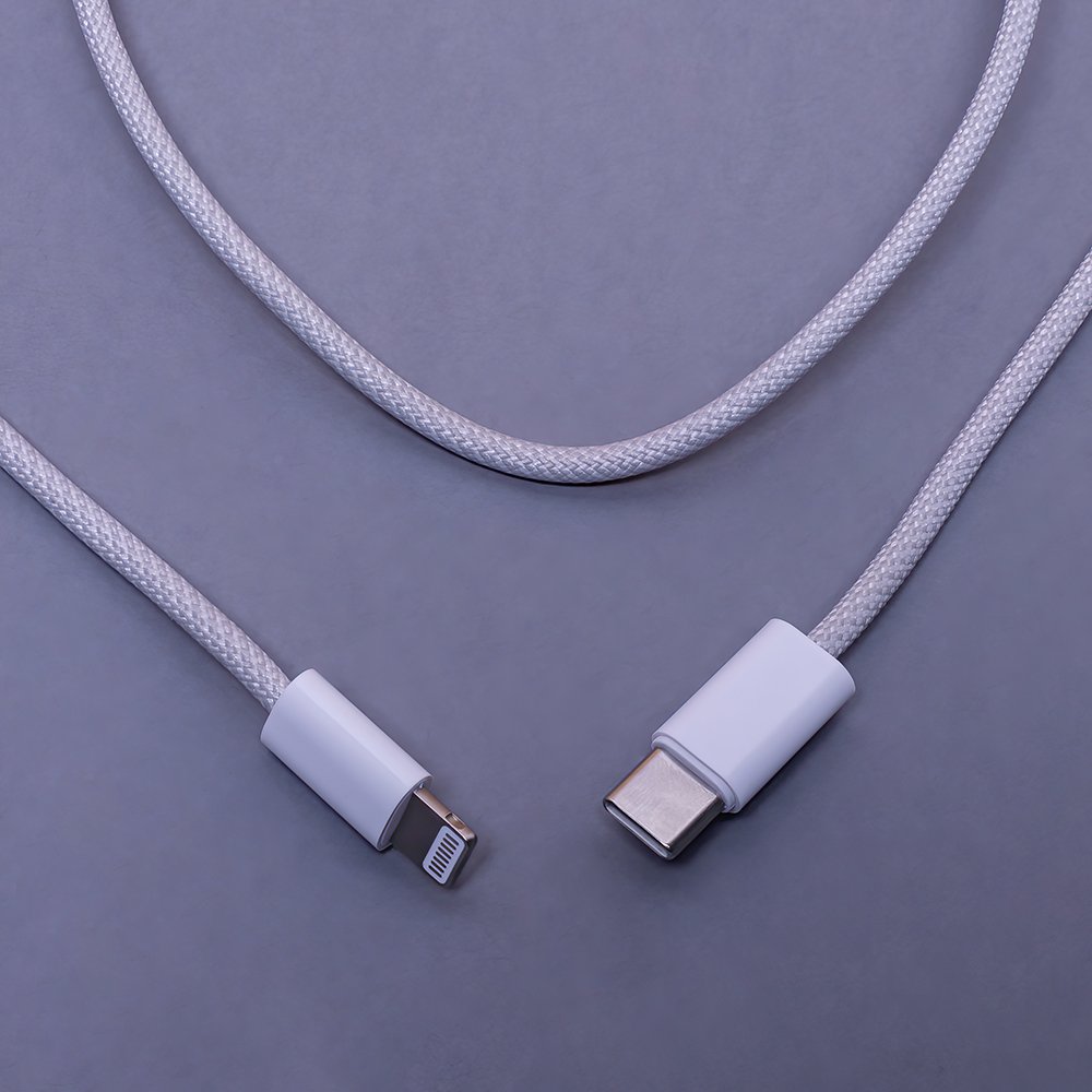 Maxlife MXUC-06 kabelis USB-C - Lightning 1,0 m 20W pelēks neilons