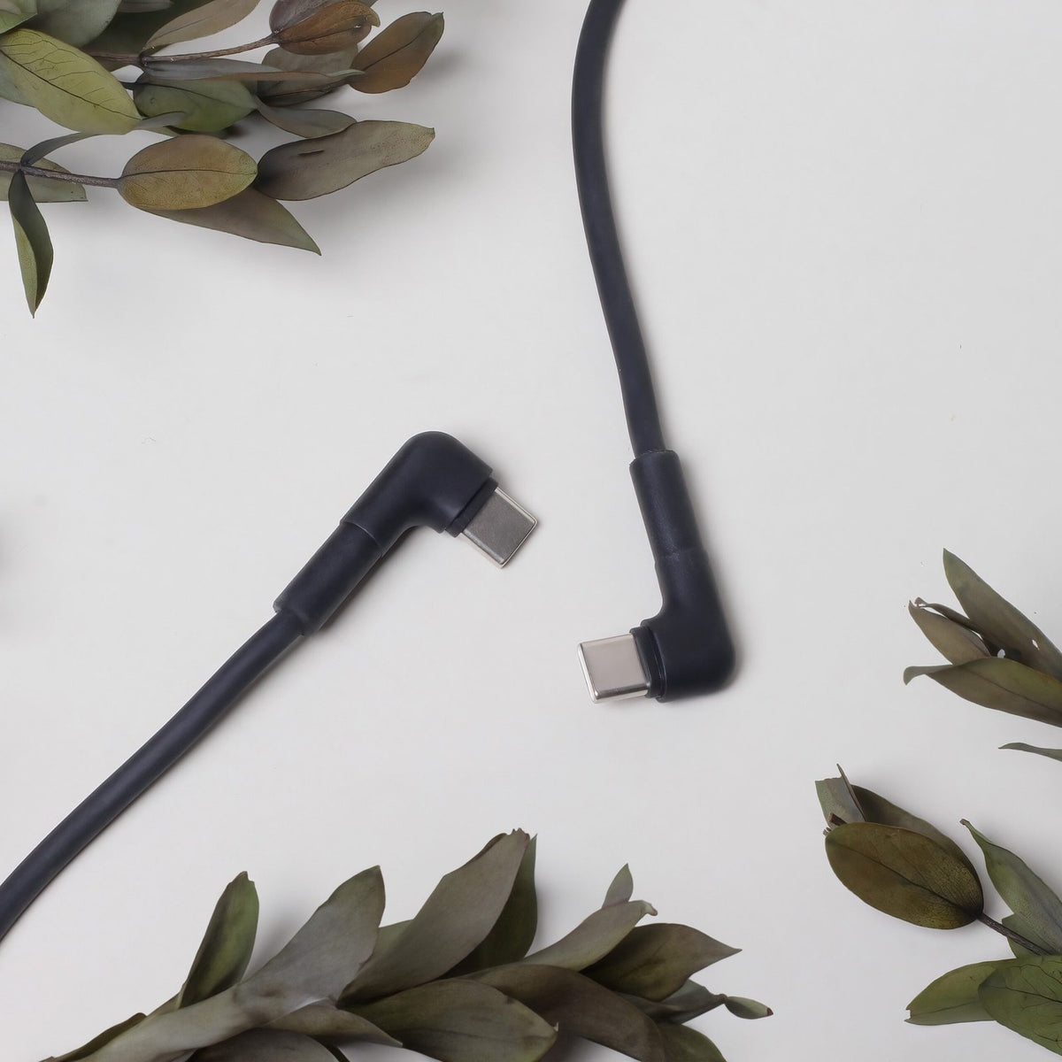 Maxlife kabelis MXUC-09 leņķa USB-C - USB-C 1,0 m 60W, melns