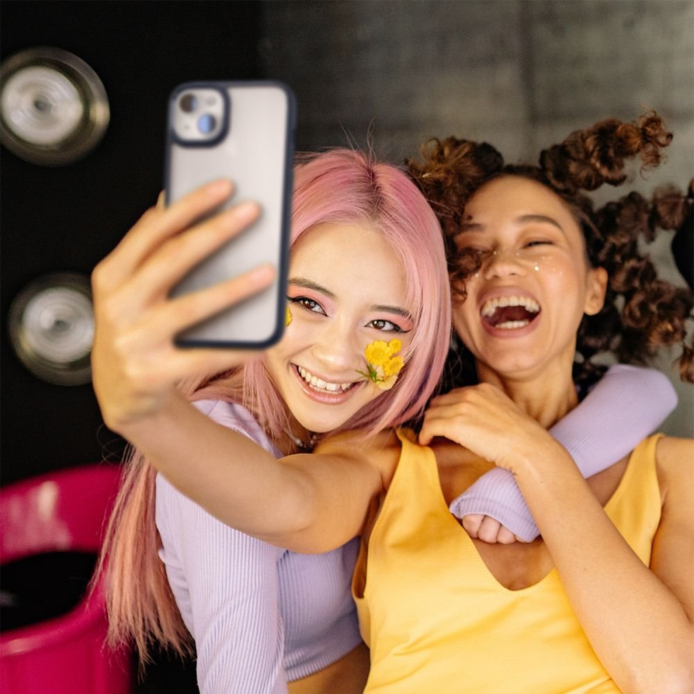 Spigen Ultra Hybrid vāciņš iPhone 15 6,1", caurspīdīgs
