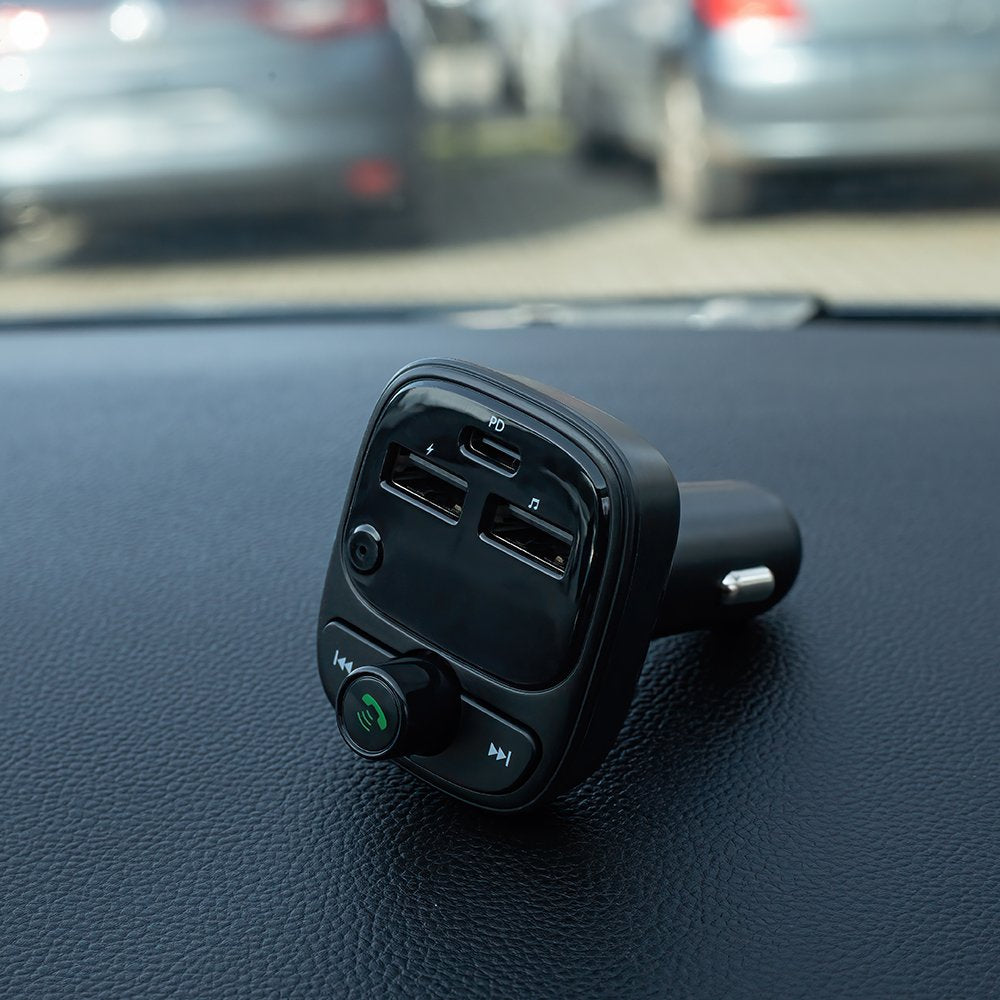 Forever FM raidītājs BT 2 x USB-A 1 x USB-C PD 30W TR-370 melns