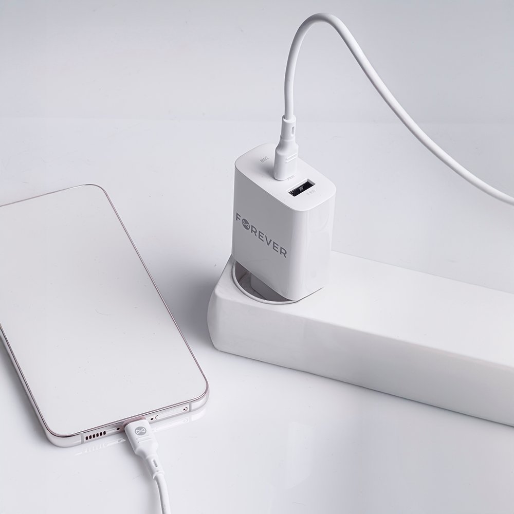 Forever TC-07-30AC PD QC lādētājs 1x USB-C 1x USB 30W balts + USB-C - USB-C kabelis 60W
