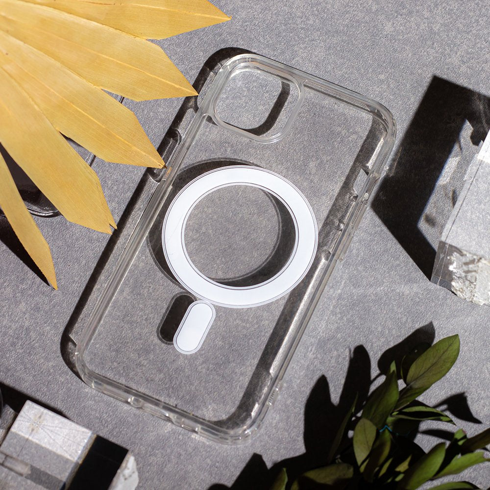 Triecienizturīgs 1,5 mm MagSafe vāciņš iPhone 13 Pro 6,1" caurspīdīgs ar lielu caurumu