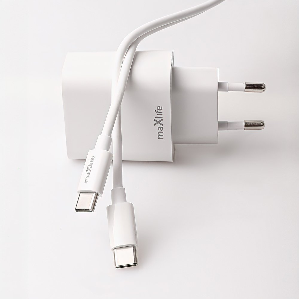 Maxlife MXTC-06-20C PD QC lādētājs 1x USB-C 20W balts + USB-C - USB-C kabelis 20W