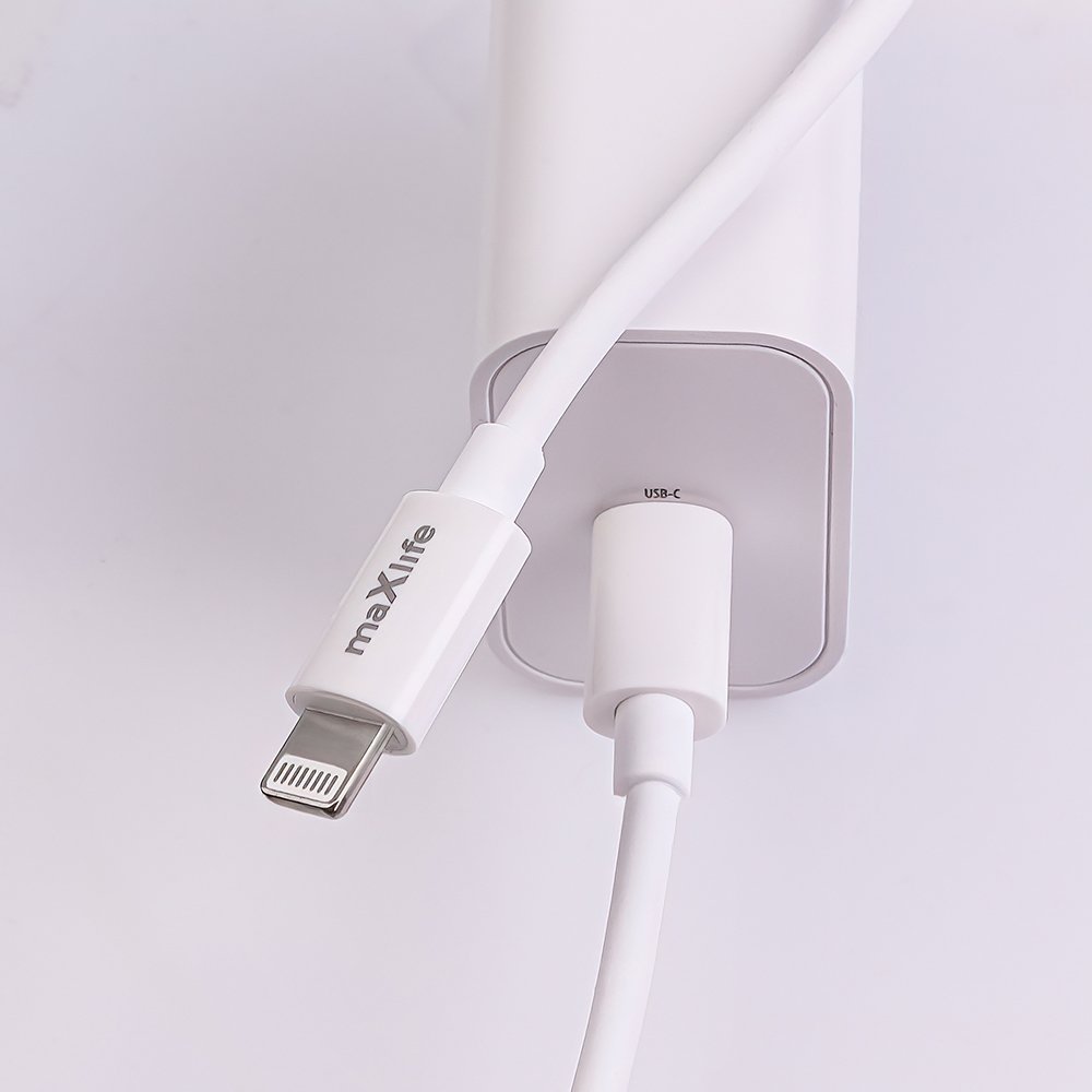 Maxlife MXTC-06-20C PD QC lādētājs 1x USB-C 20W balts + USB-C - Lightning kabelis 20W