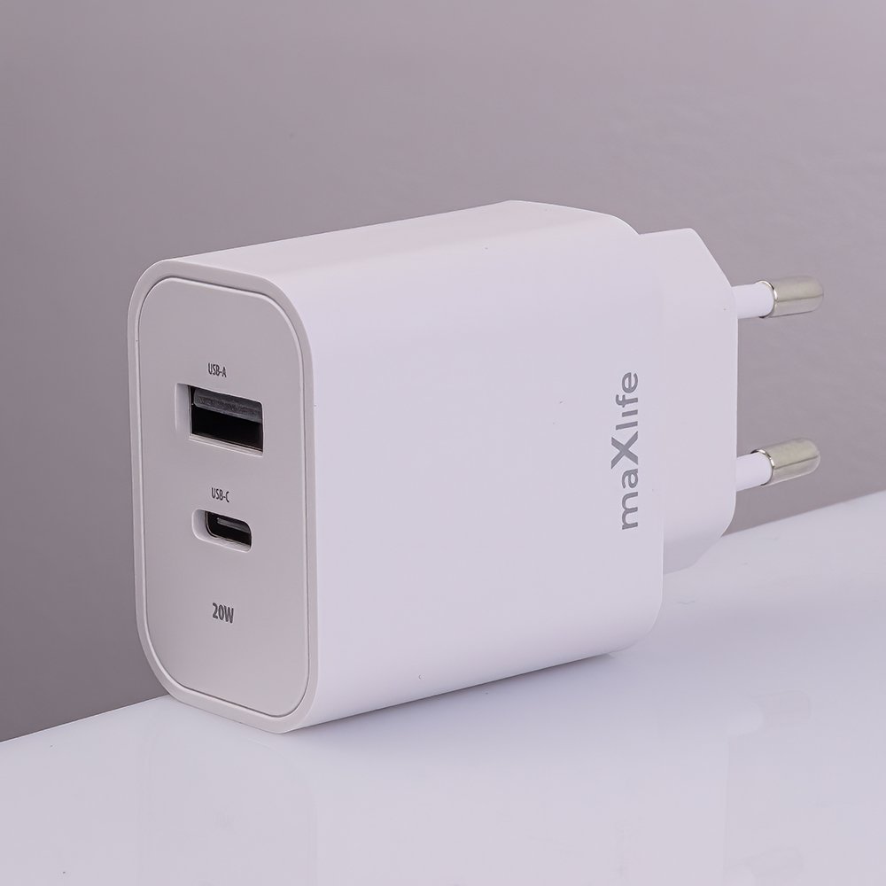 Maxlife MXTC-06-20AC PD QC lādētājs 1x USB-C 1x USB 20W balts + USB-C - Lightning kabelis 20W