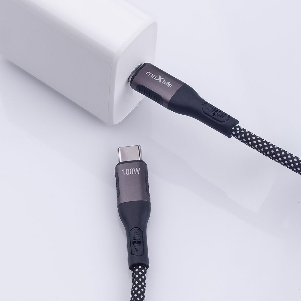 Maxlife MXUC-11 magnētiskais kabelis USB-C - USB-C 1,0 m 100W melns neilons