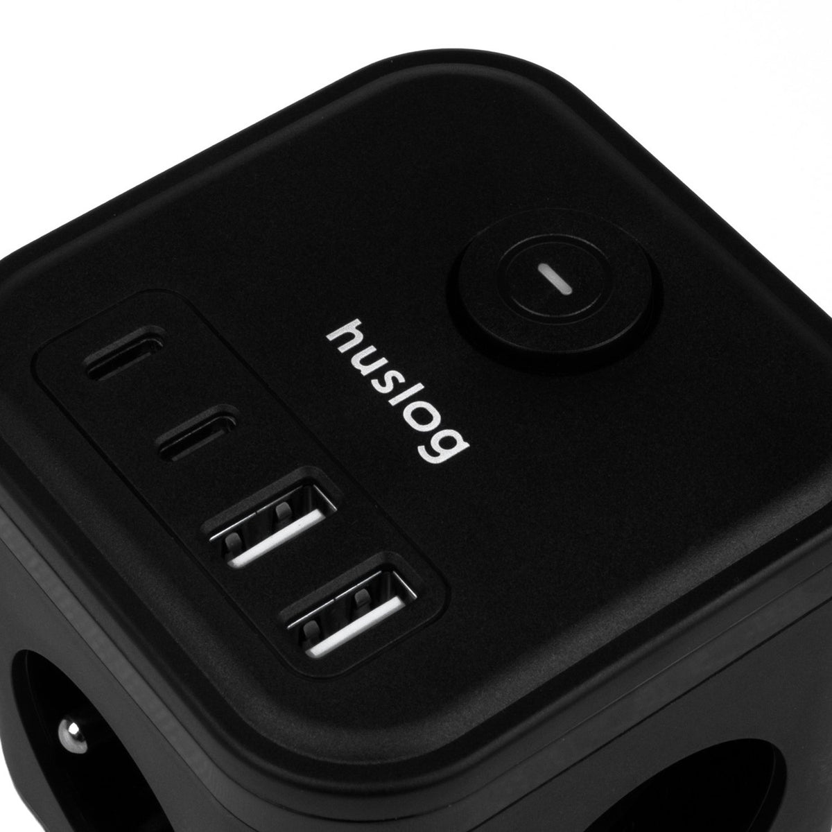 Huslog Cube pagarinātājs ar USB