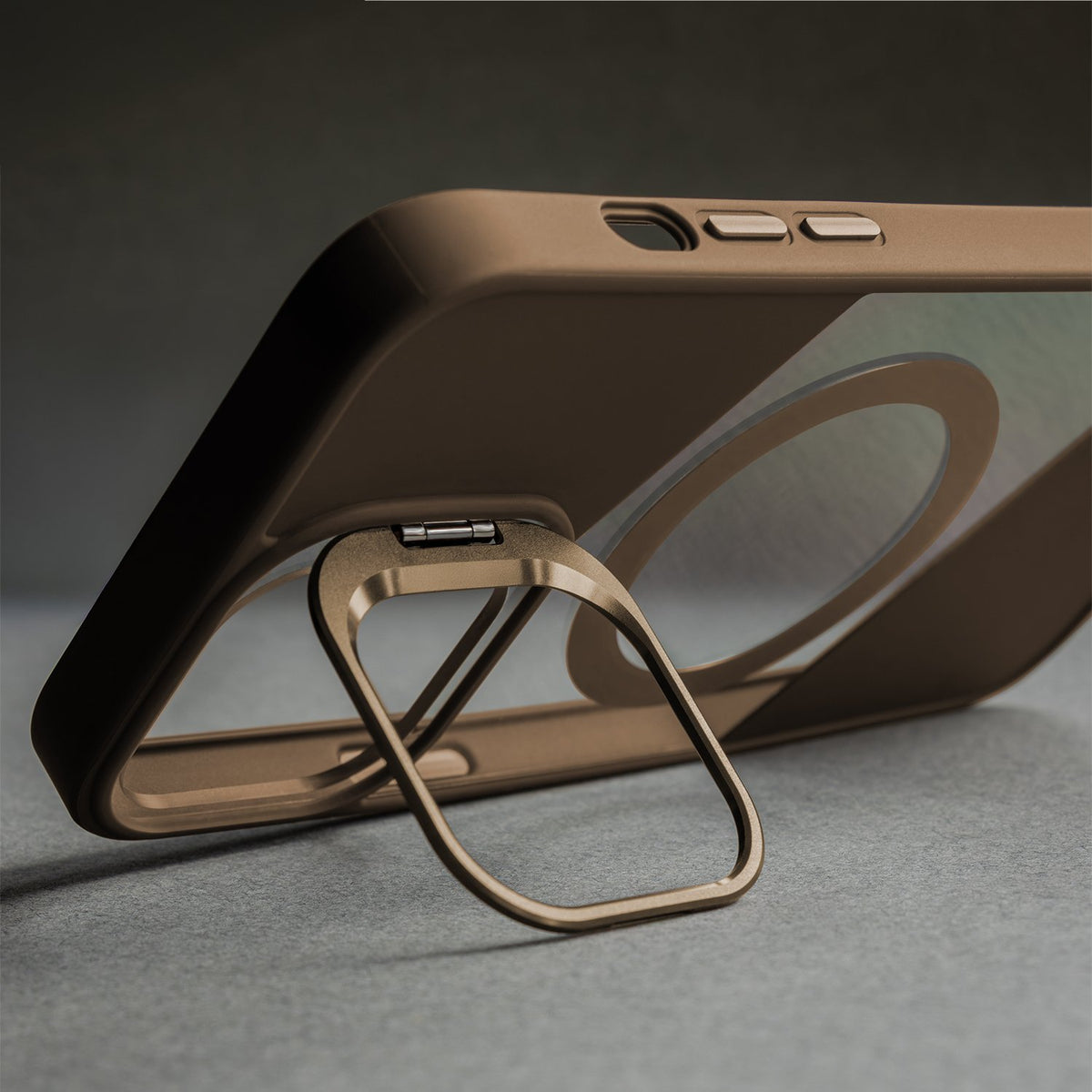 Fusion MagSafe vāciņš iPhone 16 6,1", brūns