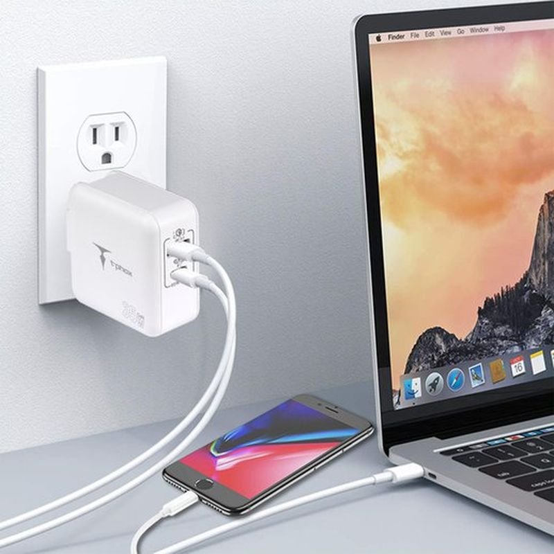 T-Phox tīkla lādētājs Mega T-PP09 GAN PD 65W USB/USB-C, balts