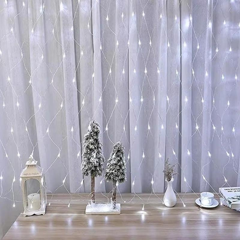 LED aizkars (320 LAMPS) 3M x 2M auksti balts
