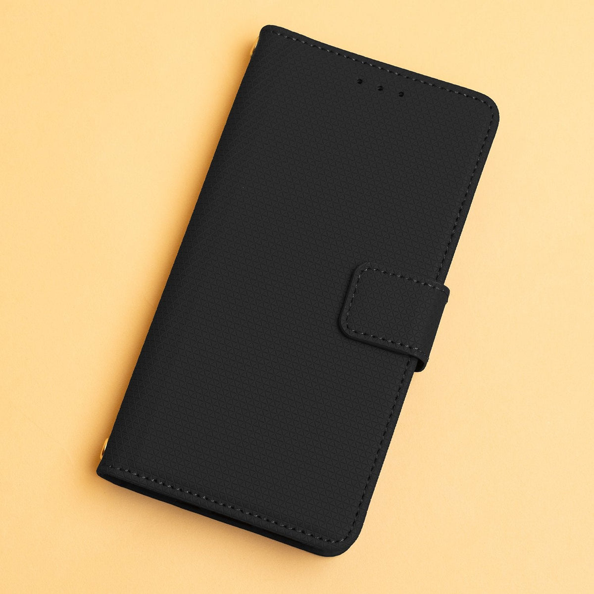 Smart Triangle apvalks iPhone 17 6,3" / 18 6,3" melnā krāsā