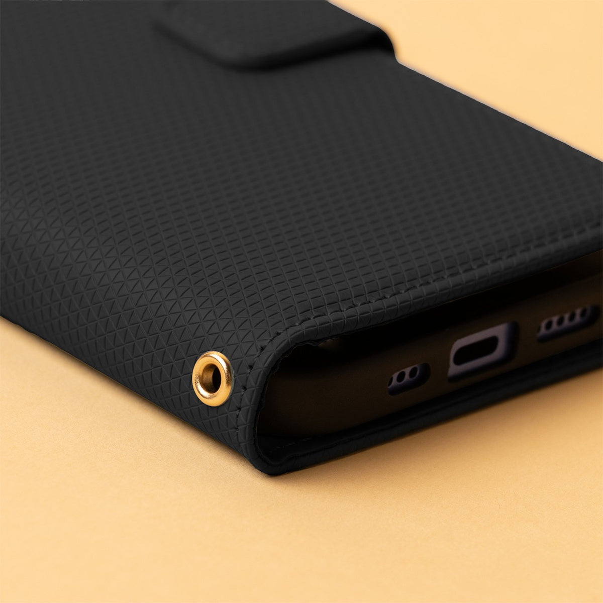 „Smart Triangle“ vāciņš Samsung Galaxy A37 5G, melns