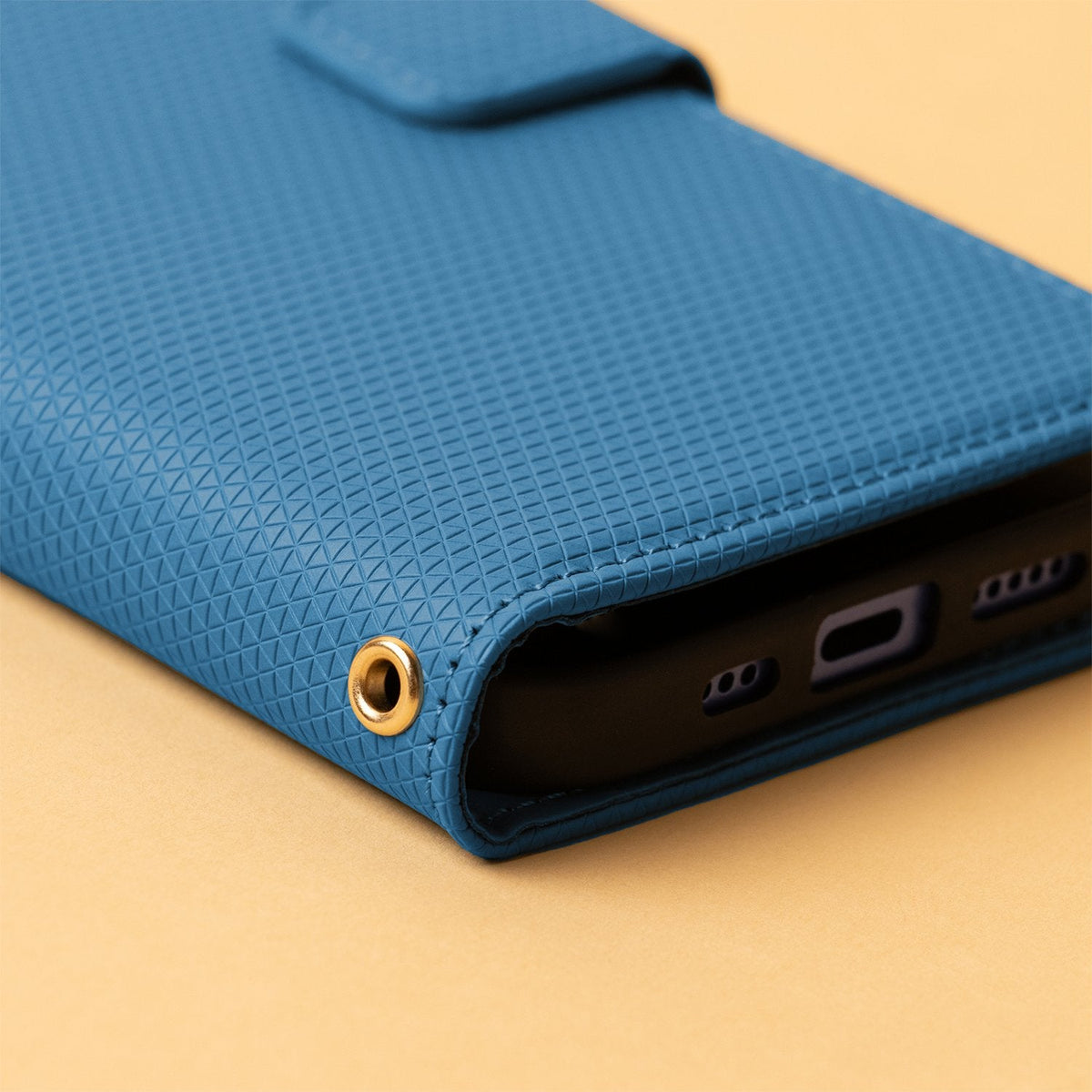 Smart Triangle apvalks iPhone 17 Pro 6,3" / 18 Pro 6,3" zils