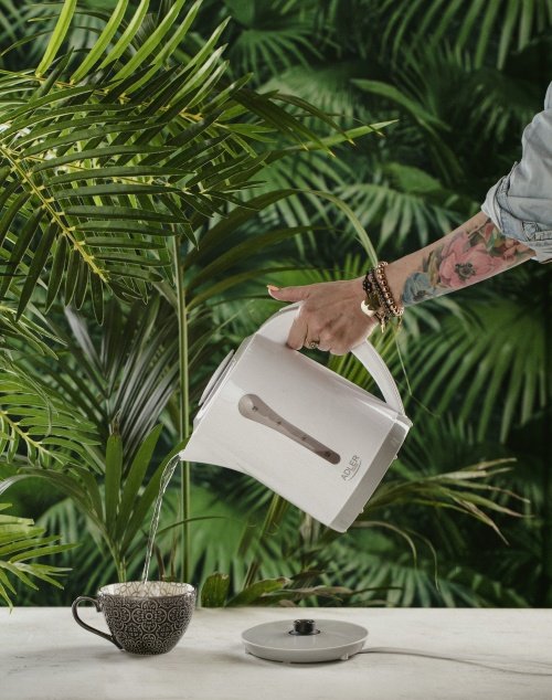 Adler tējkanna plastmasas 2,5 L