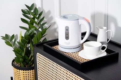 Adler tējkanna plastmasas 0,8 L
