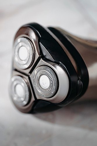 Elektriska skuveklis ar bārdas trimeri- LED - USB - IPX7
