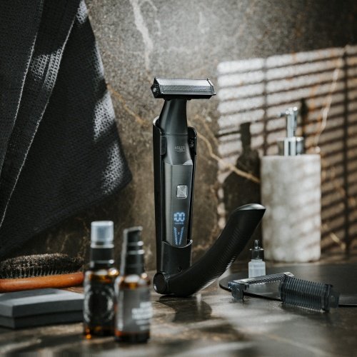 Ķermeņa trimmeris ar garu salokāmu rokturi, USB, platu divpusēju 68 mm asmeni,