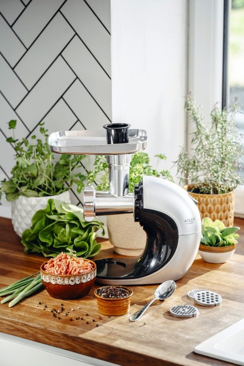 Slow-ātrums juicer 3/1 - Meat mincer, Juicer, Vegetable grater