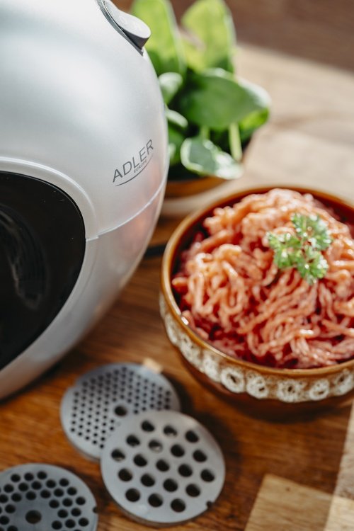 Slow-ātrums juicer 3/1 - Meat mincer, Juicer, Vegetable grater