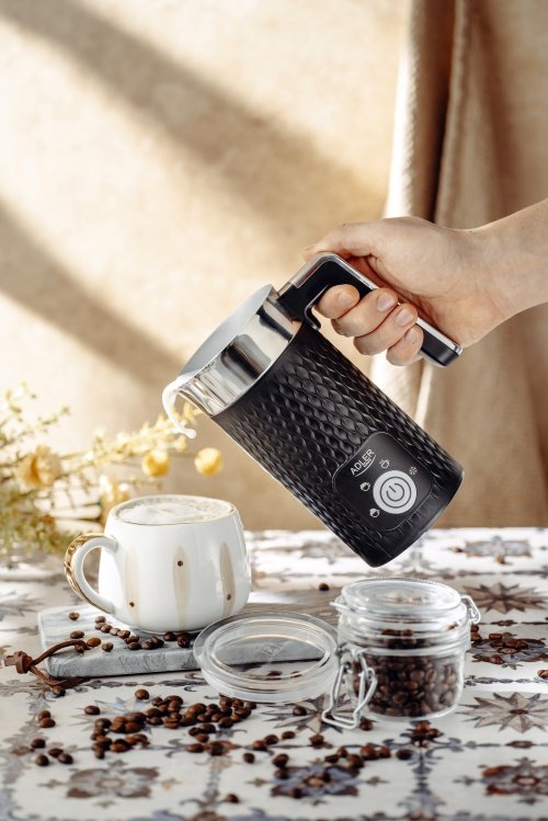 Piena putotājs melns - putotājs un sildītājs (latte un kapučino)
