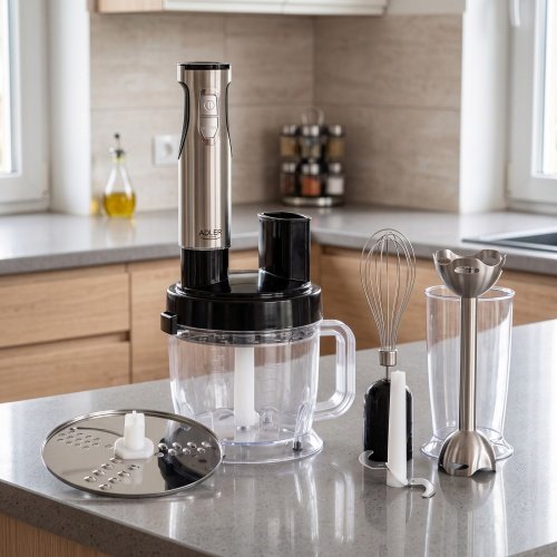 Daudzfunkcionāls rokas blenderu komplekts, 21 ātruma režīms ar „Turbo” funkciju, 1500 ml virtuves kombains, 860 ml smalcinātājs, kubiņu griešanas uzgalis, putotājs, mīklas mīcīšanas uzgaļi, biezeņa pagatavošanas uzgalis, 600 ml krūze