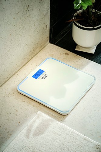 Vannas istabas svari - 180kg - ar zilu izgaismojumu