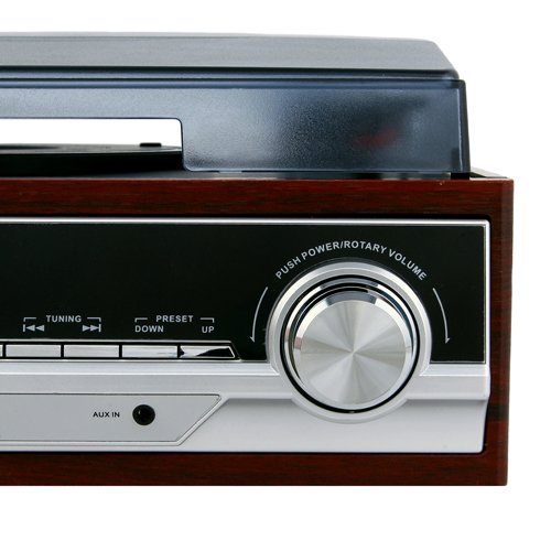 Plašu atskaņotājs ar radio